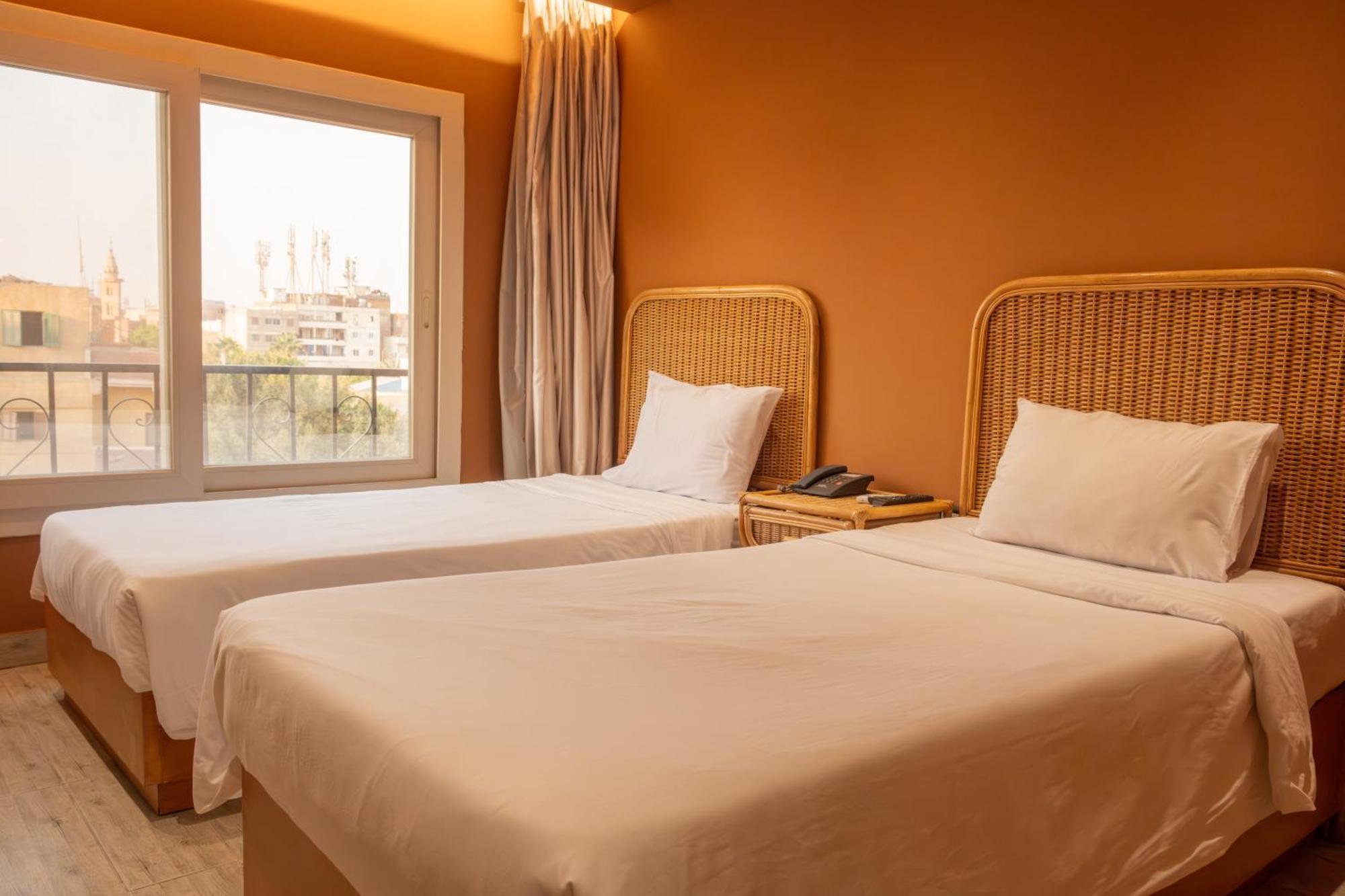Jimmy Pyramids Hotel Kafret el-Gabal Eksteriør bilde