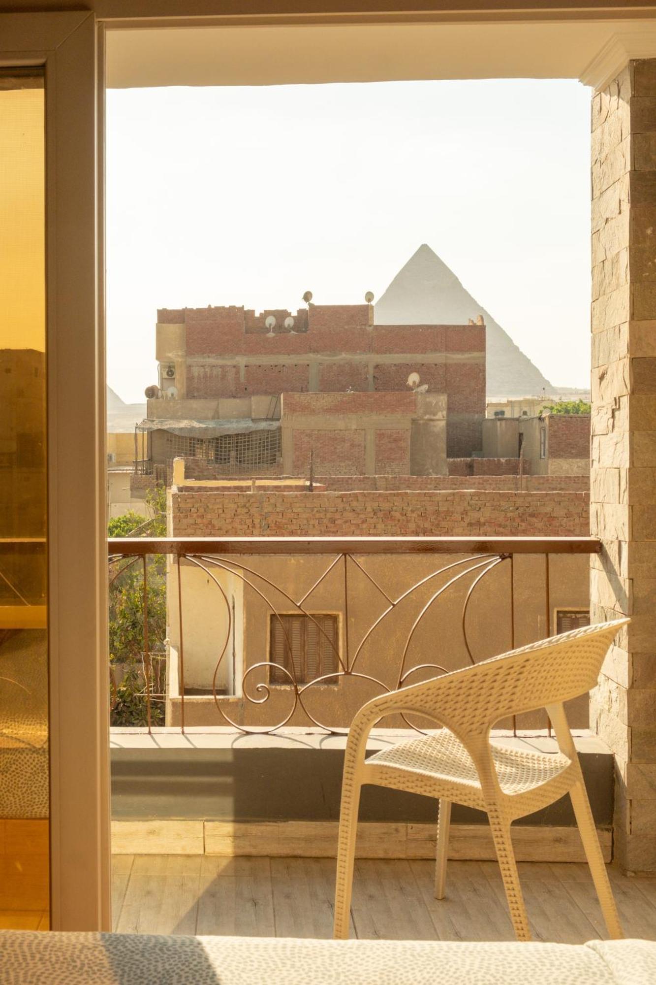 Jimmy Pyramids Hotel Kafret el-Gabal Eksteriør bilde